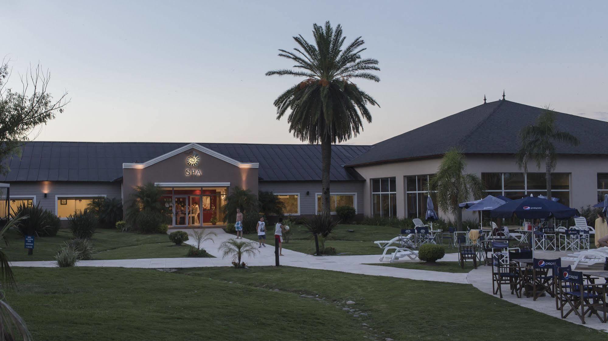 Howard Johnson Marinas & Resort San Pedro  Exterior photo